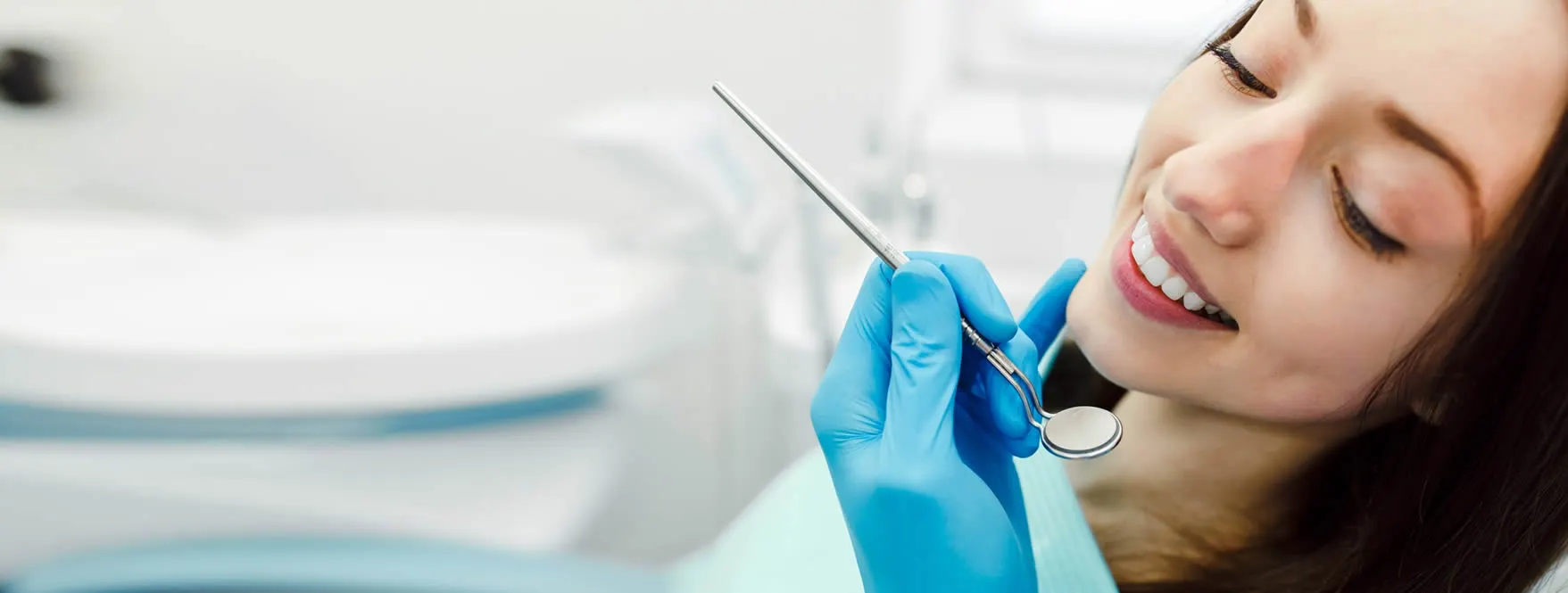 Tooth coloured white fillings